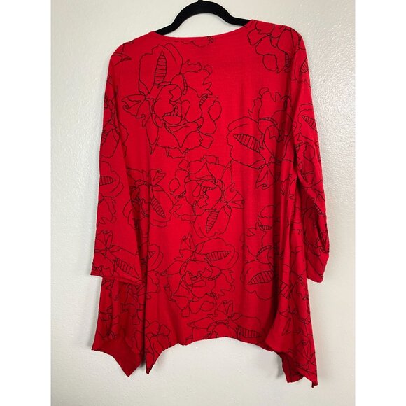 Ali Miles Red Floral Asymmetrical Tunic Top size Small Lagenlook Boho - Picture 2 of 16